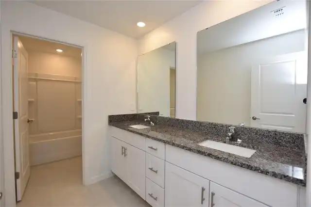 Listing Photo 32