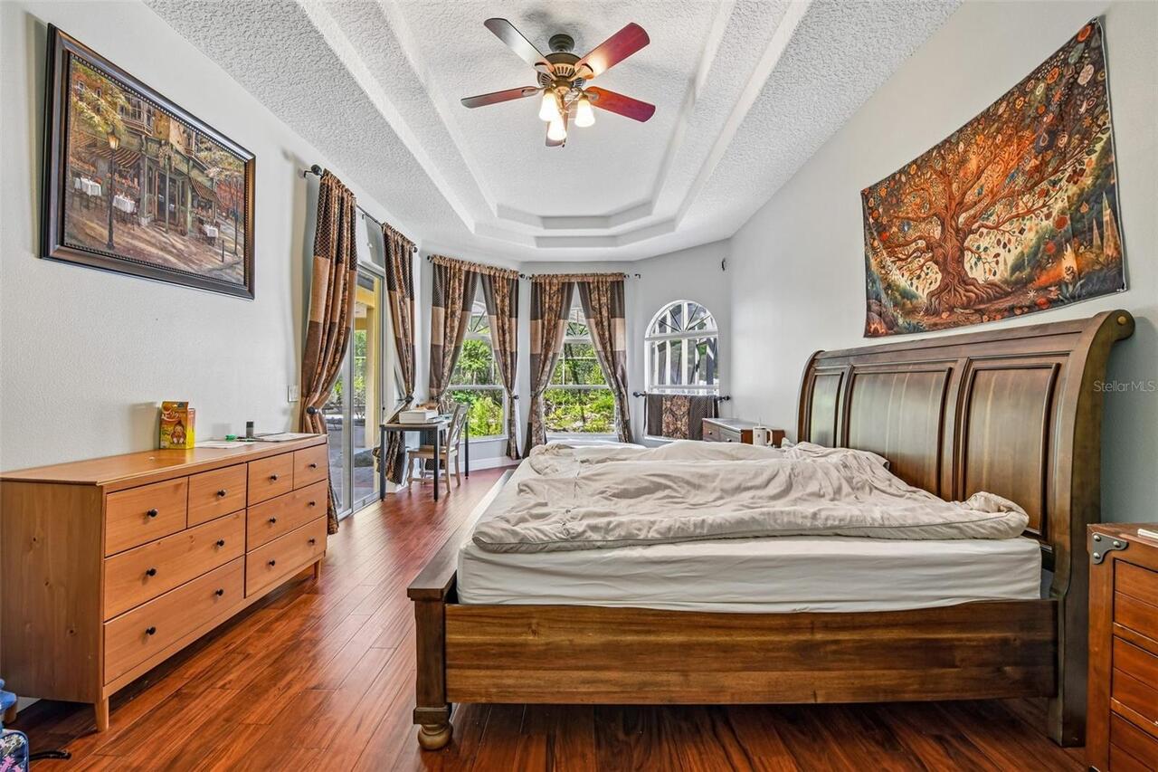 Listing Photo 12