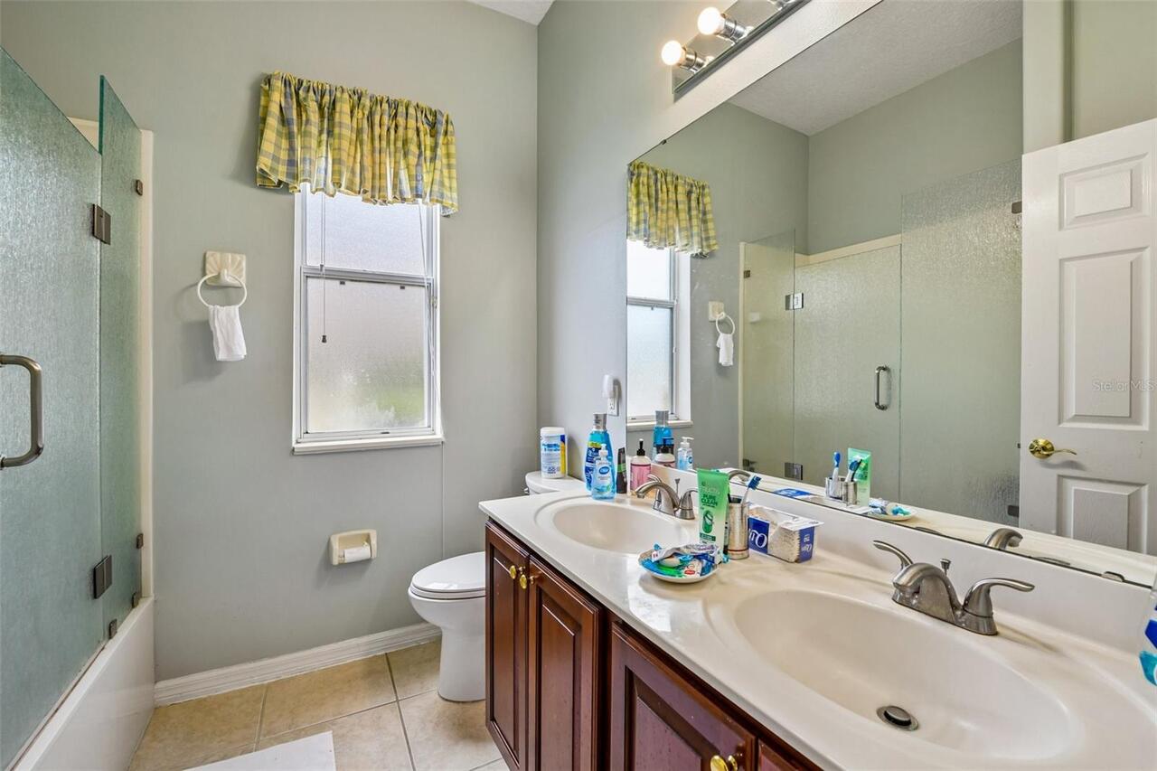 Listing Photo 18