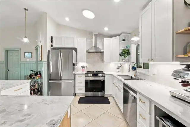 Listing Photo 15