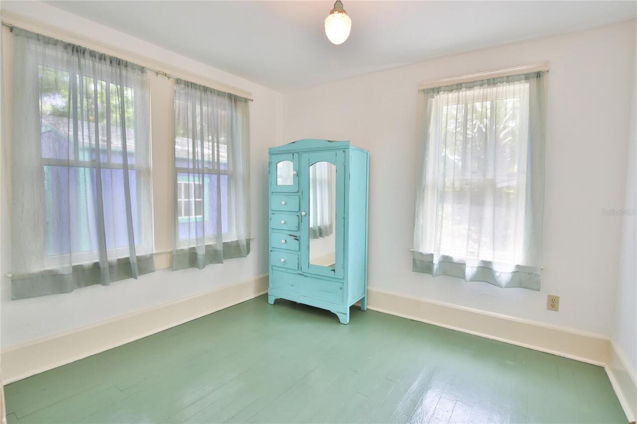 Listing Photo 25