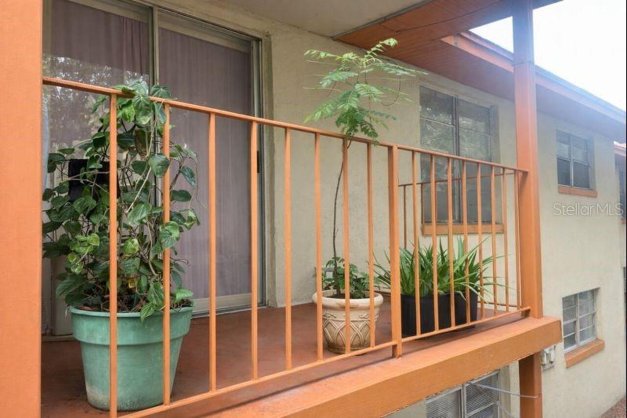 Listing Photo 9
