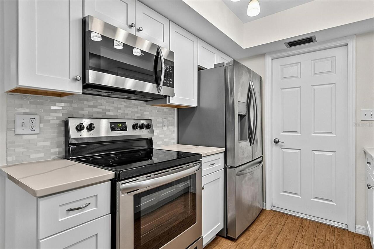Listing Photo 16