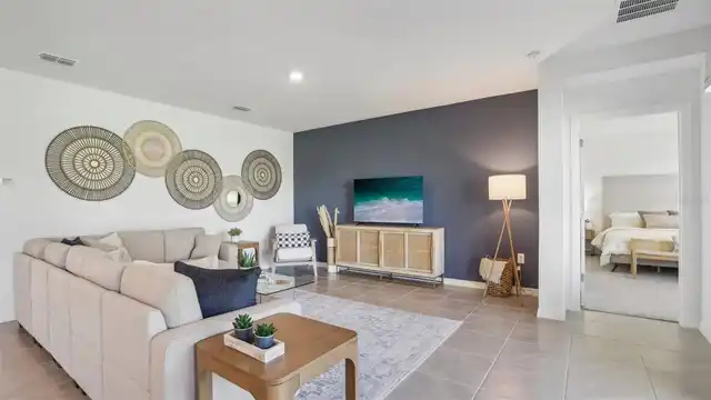 Listing Photo 7