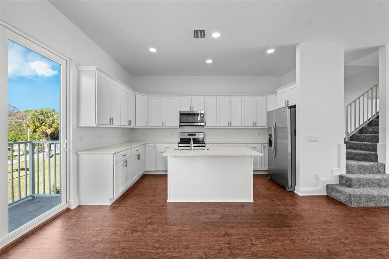 Listing Photo 8