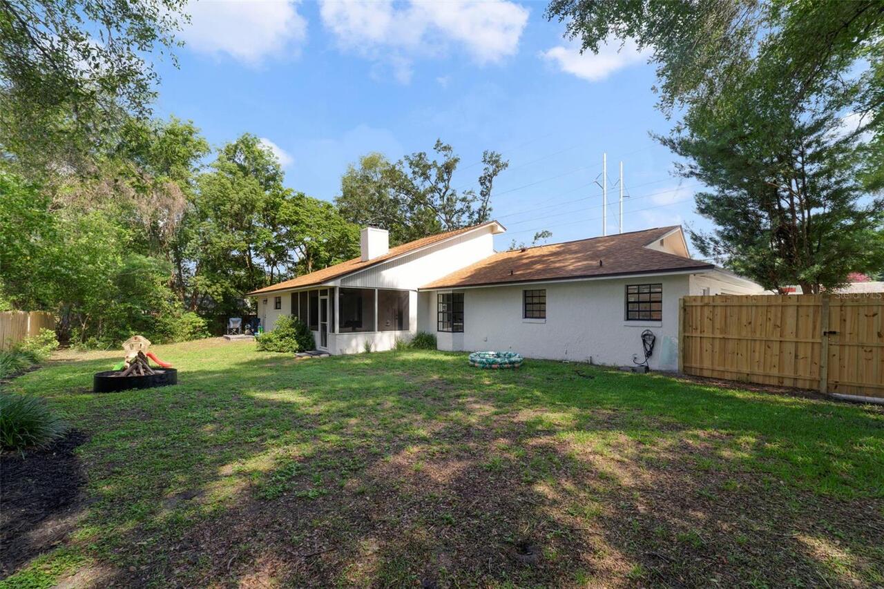 Listing Photo 16