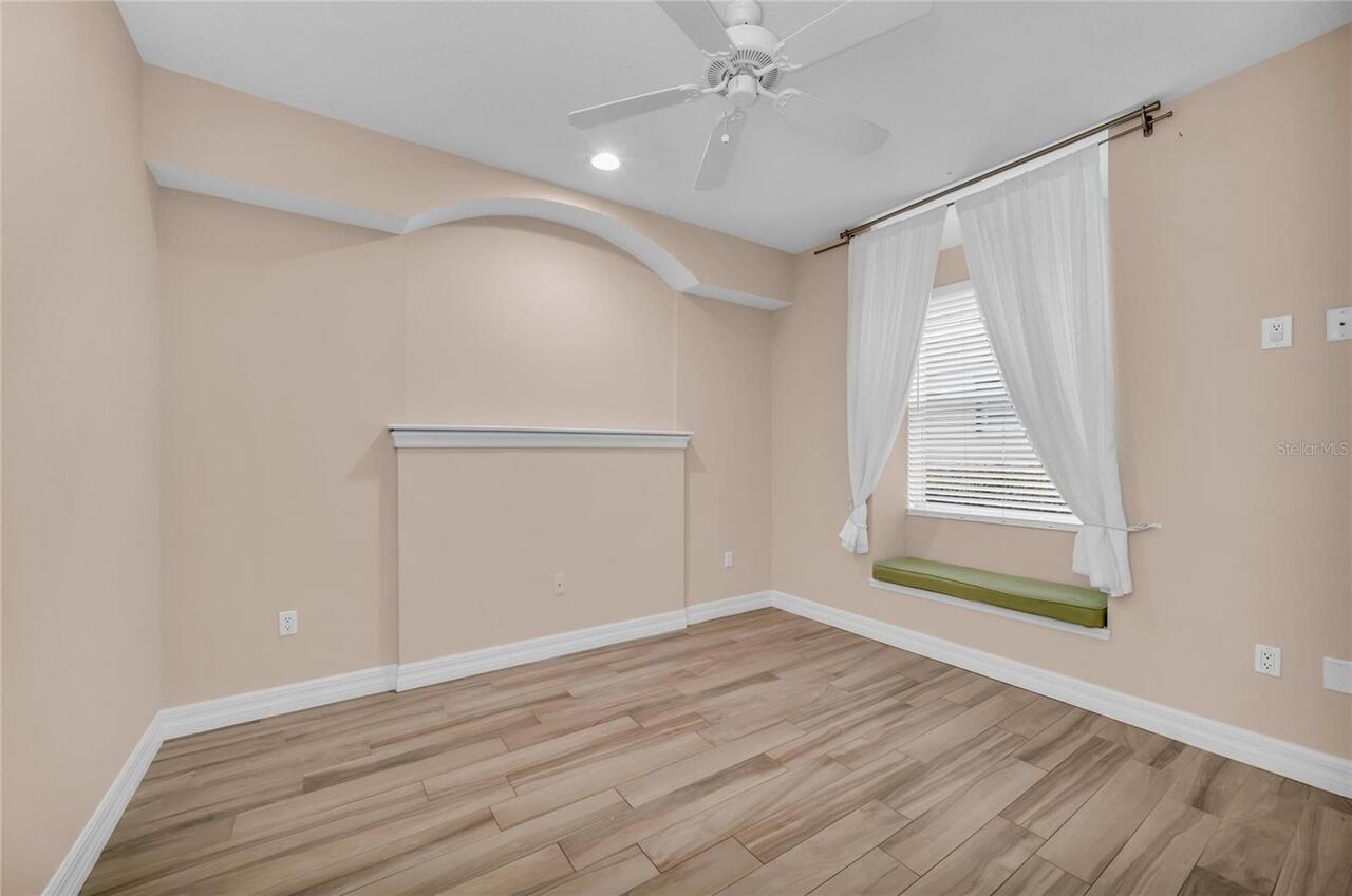 Listing Photo 32