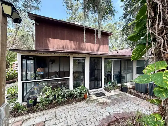 Listing Photo 8