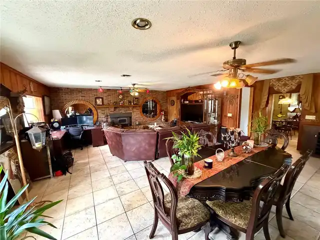 Listing Photo 15
