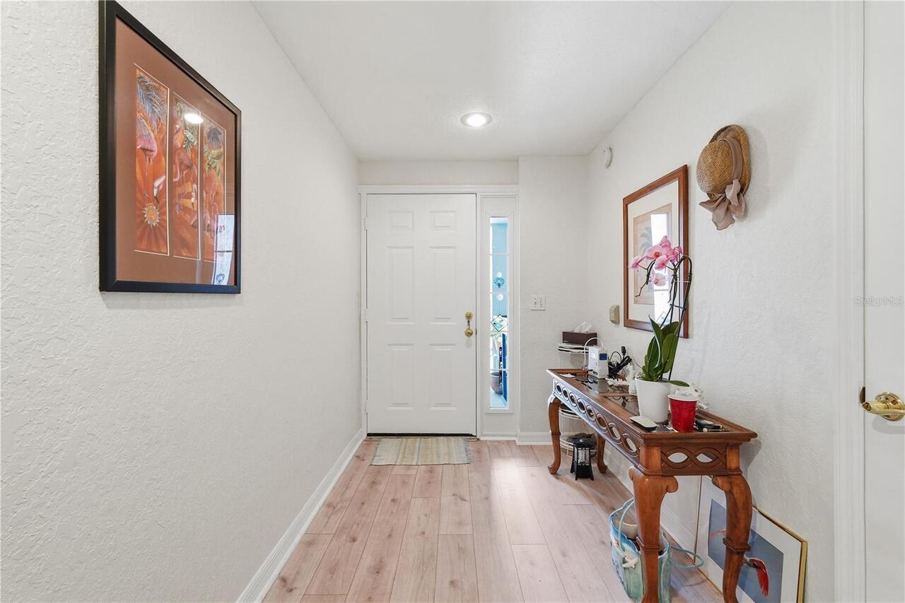 Listing Photo 14