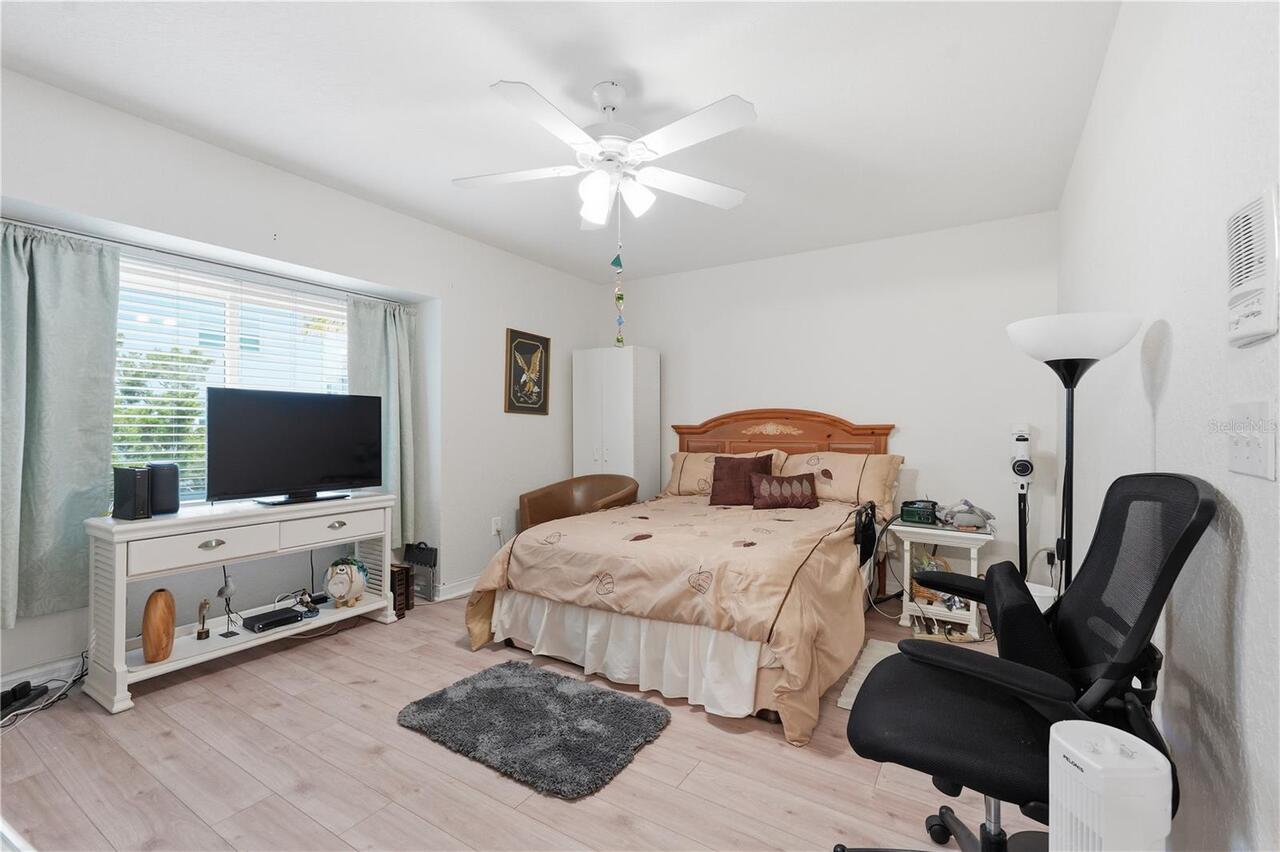 Listing Photo 33