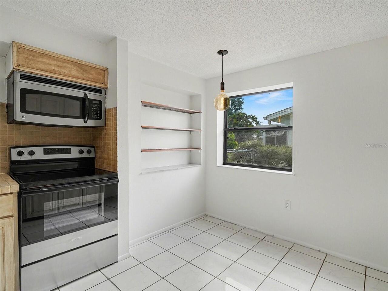 Listing Photo 13