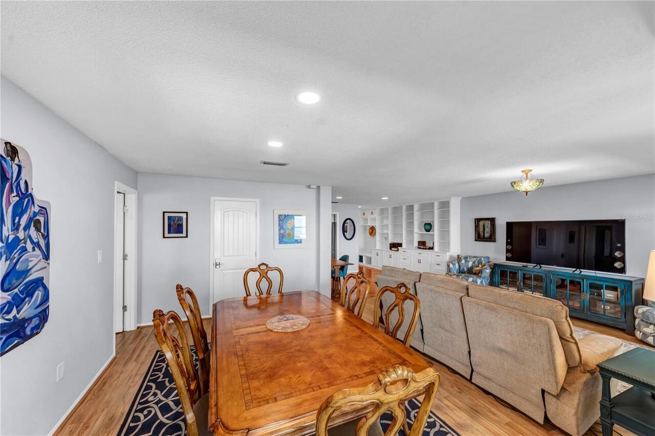 Listing Photo 9