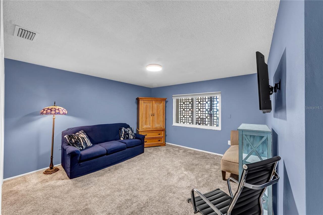 Listing Photo 28