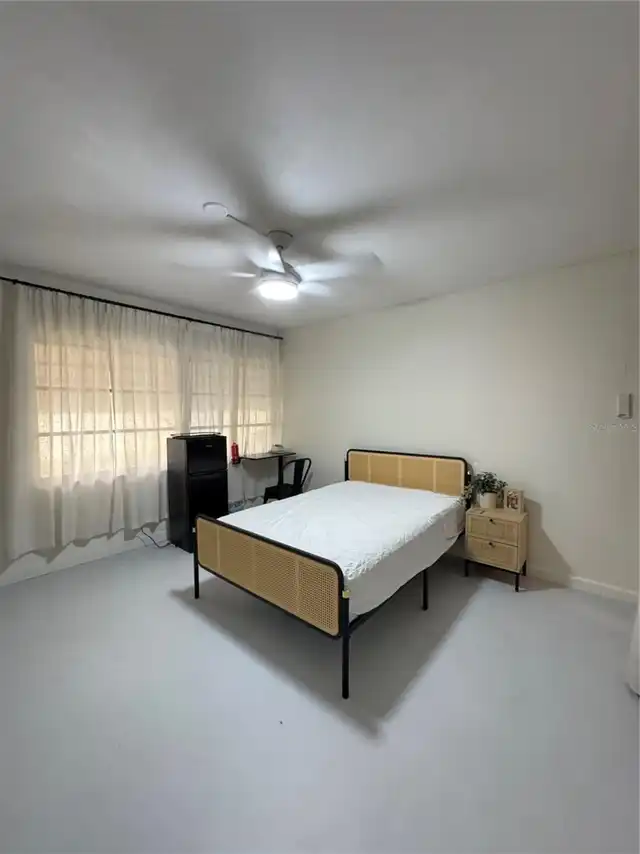 Listing Photo 24