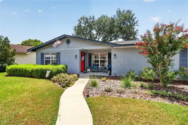 Listing Photo 7