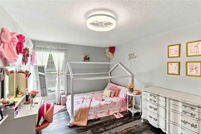 Listing Photo 25