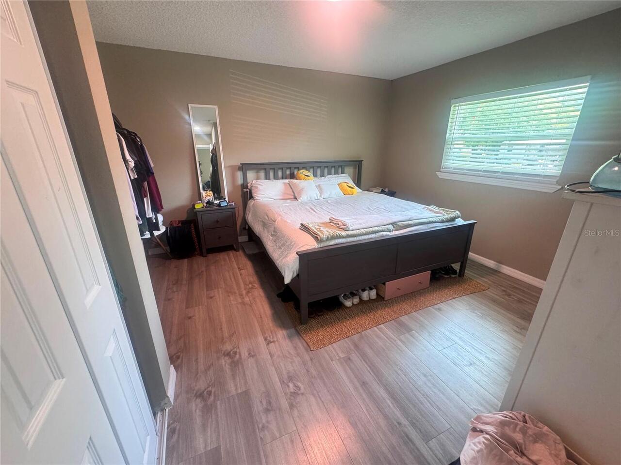 Listing Photo 8