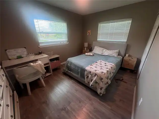 Listing Photo 9