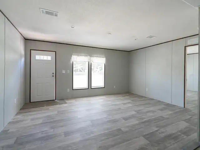 Listing Photo 13