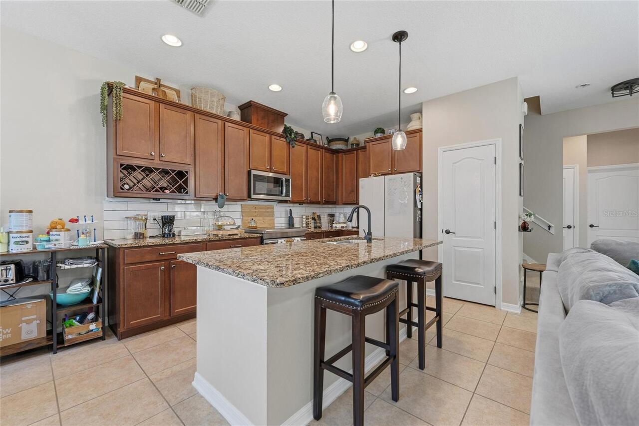 Listing Photo 10