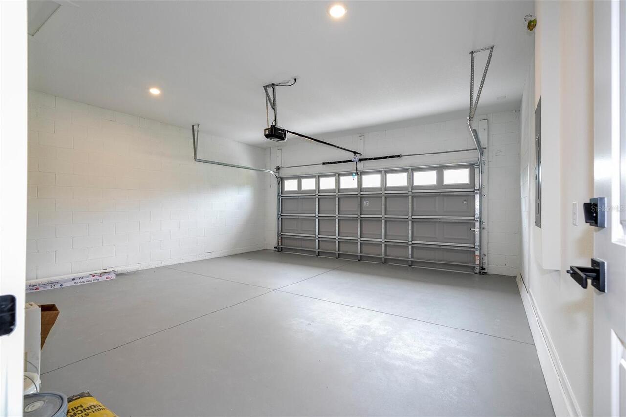 Listing Photo 16