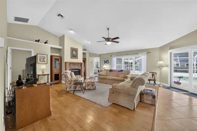 Listing Photo 13