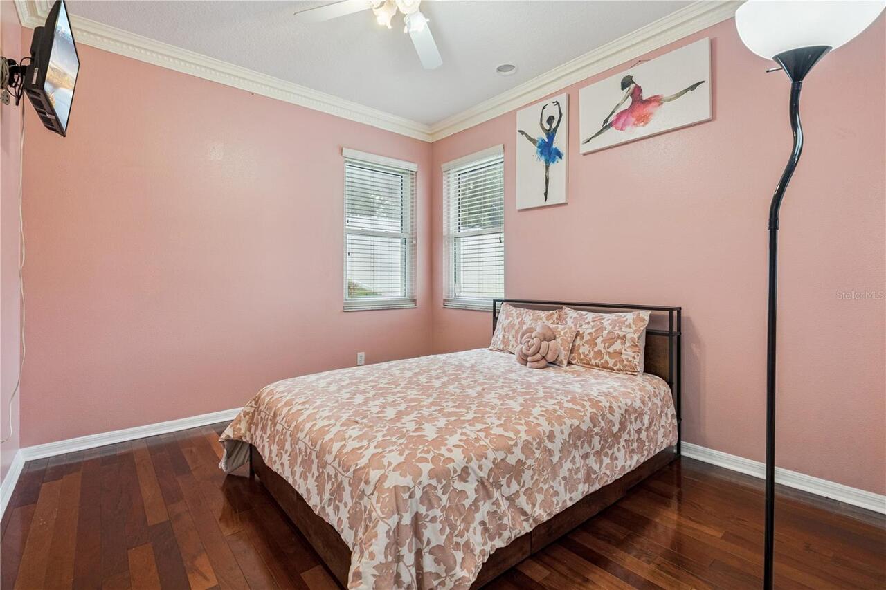 Listing Photo 20