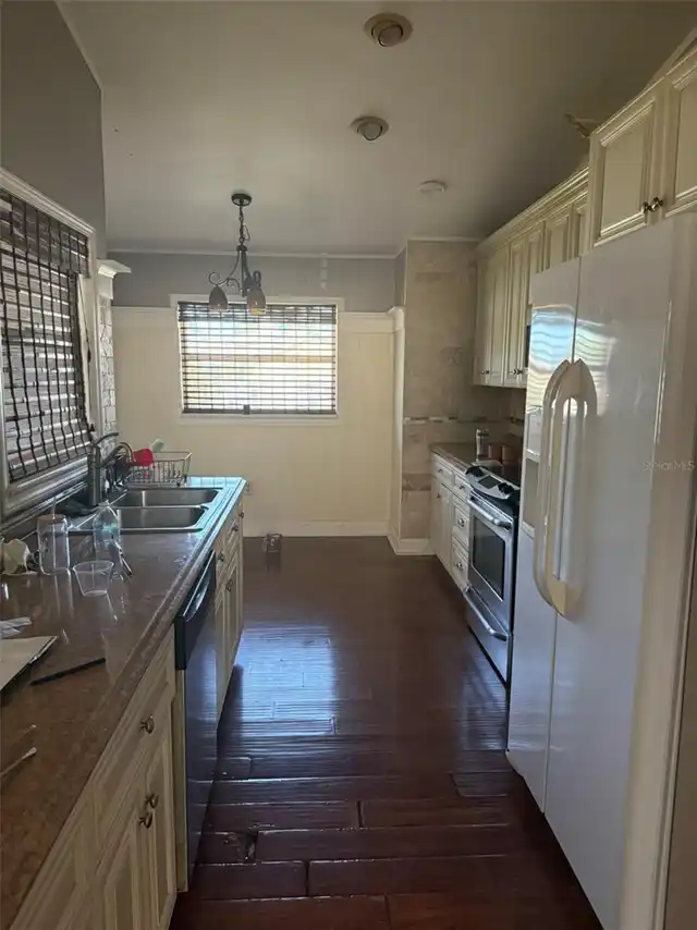 Listing Photo 22