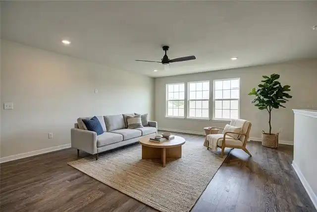 Listing Photo 7