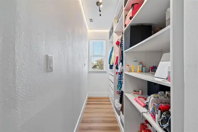Listing Photo 41