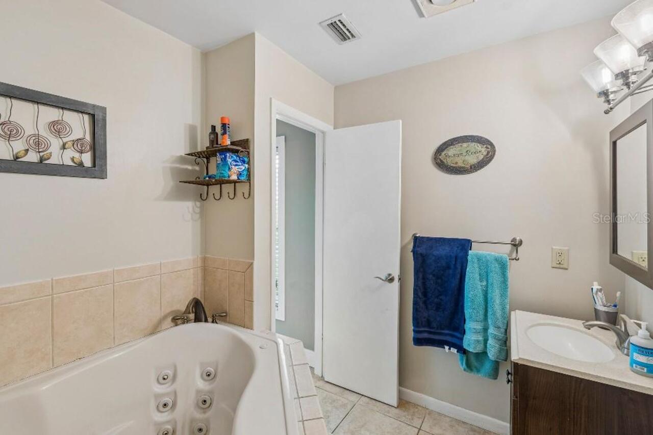 Listing Photo 32