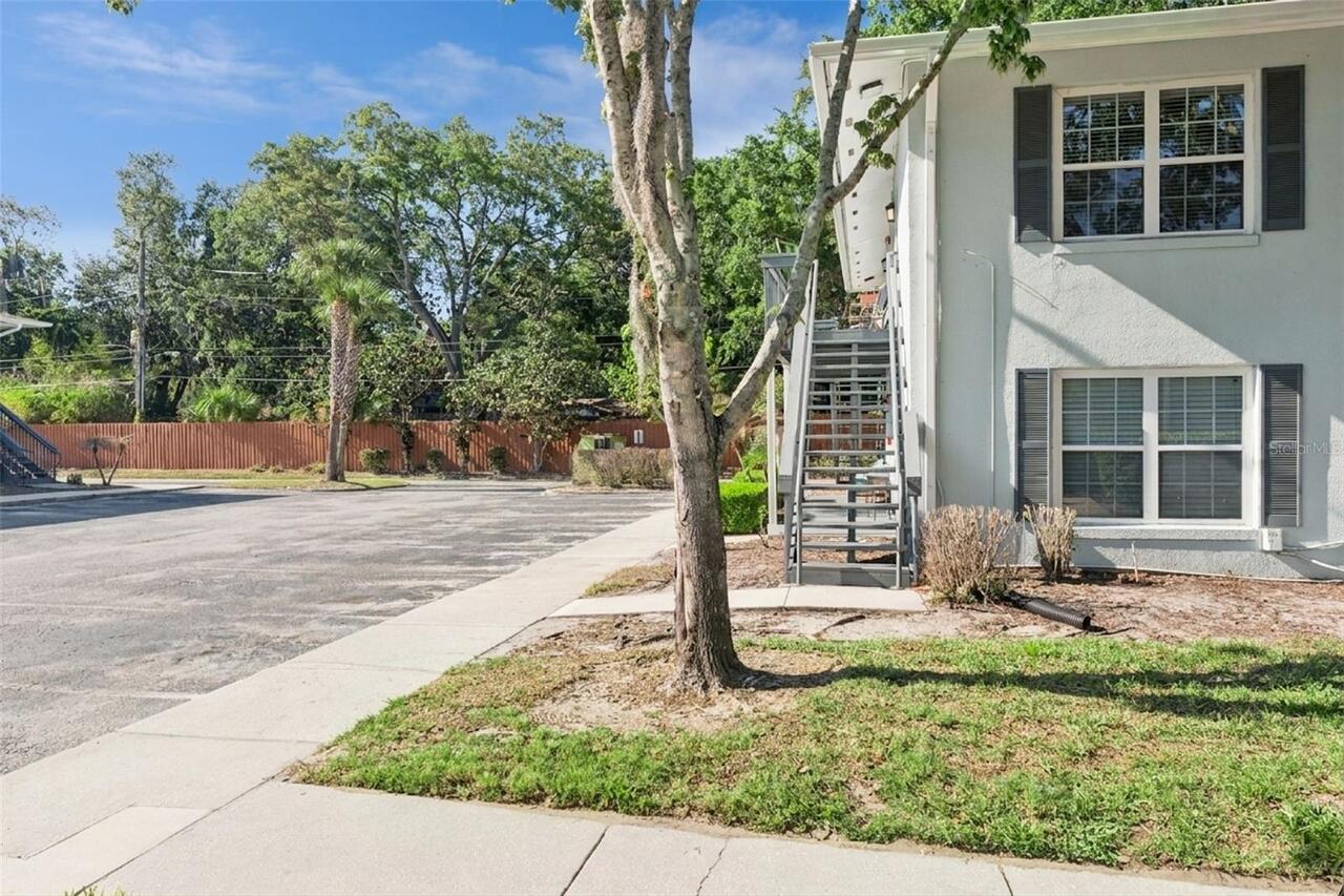 Listing Photo 17