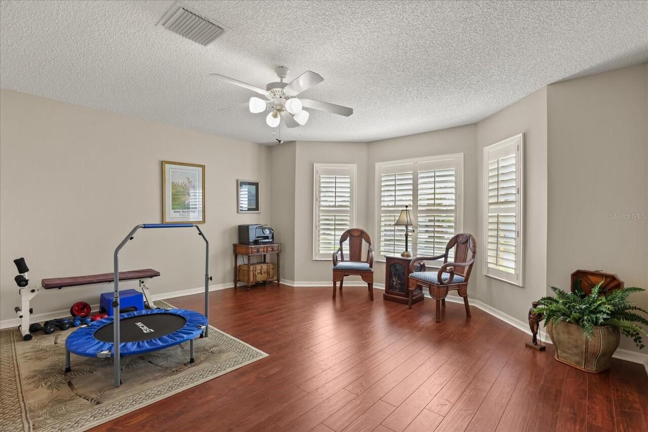 Listing Photo 25