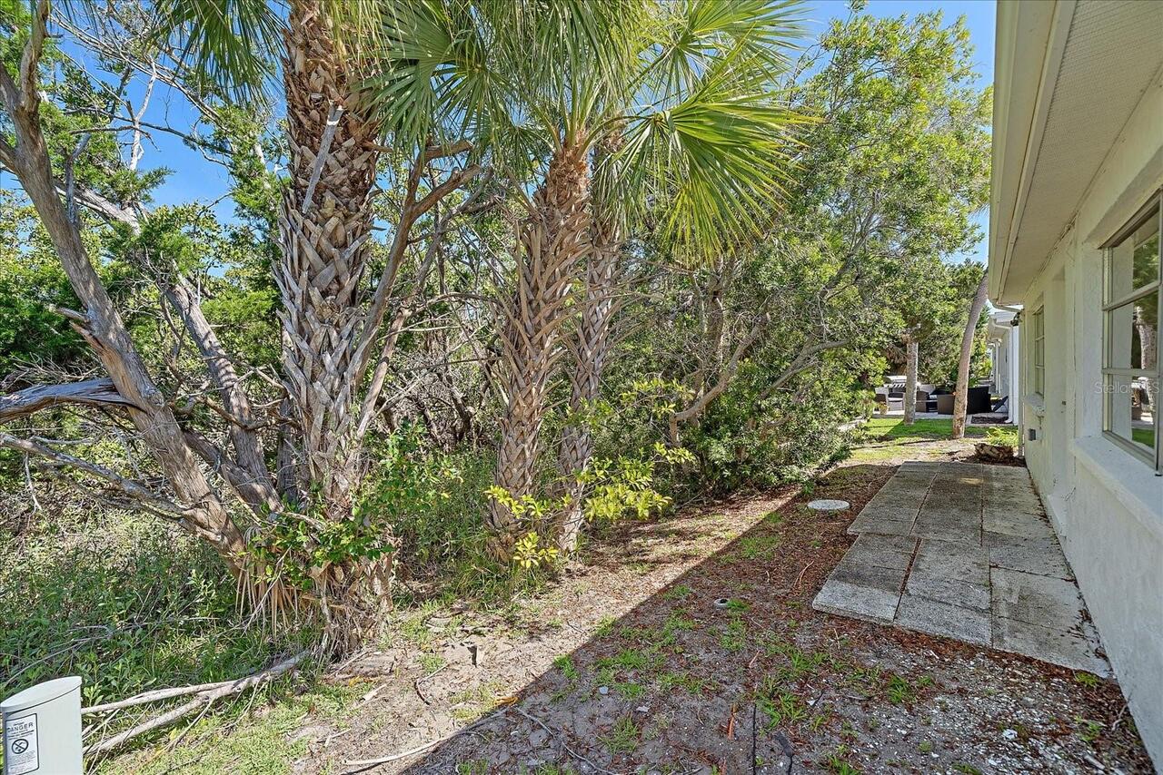 Listing Photo 25