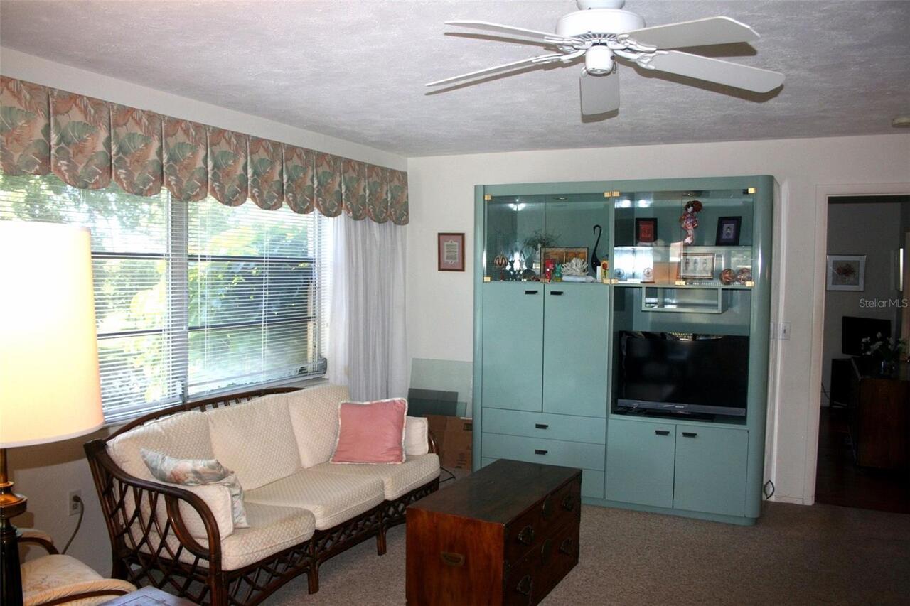 Listing Photo 7