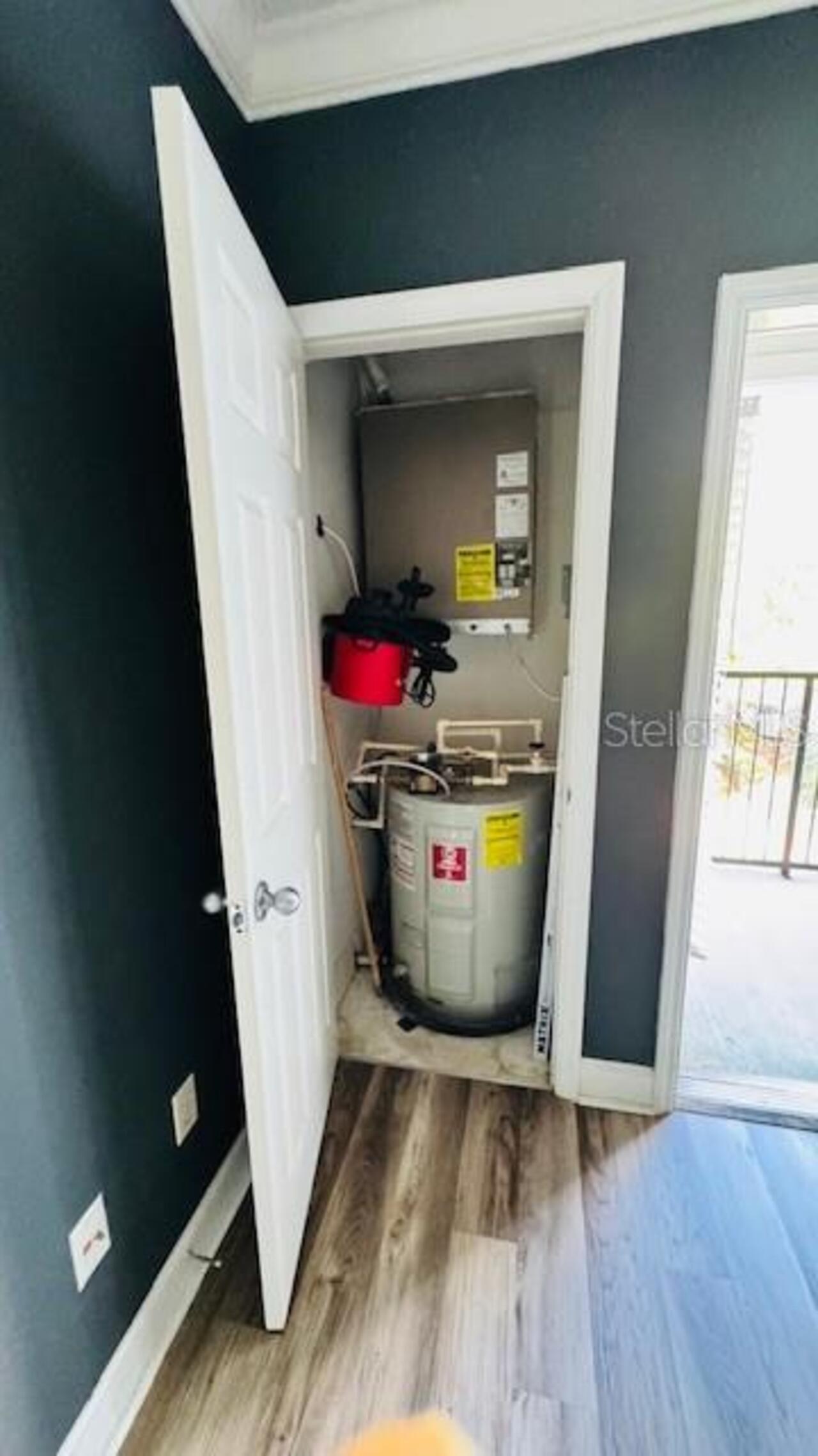 Listing Photo 8