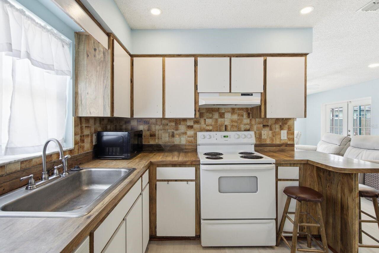 Listing Photo 15
