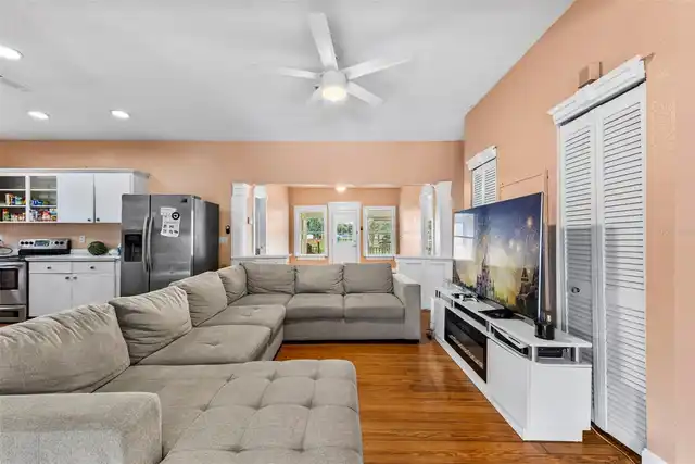 Listing Photo 7