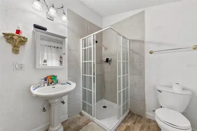 Listing Photo 21