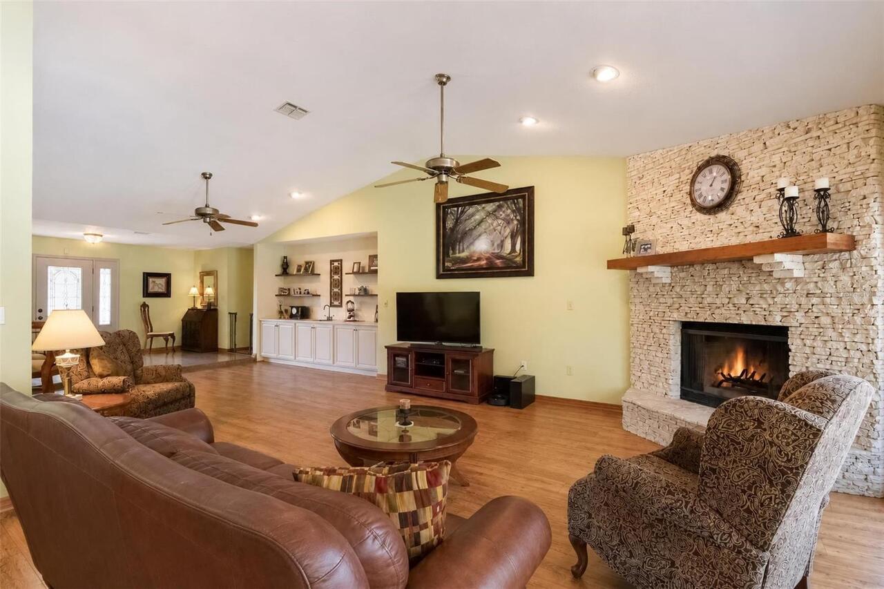 Listing Photo 13