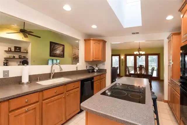 Listing Photo 19