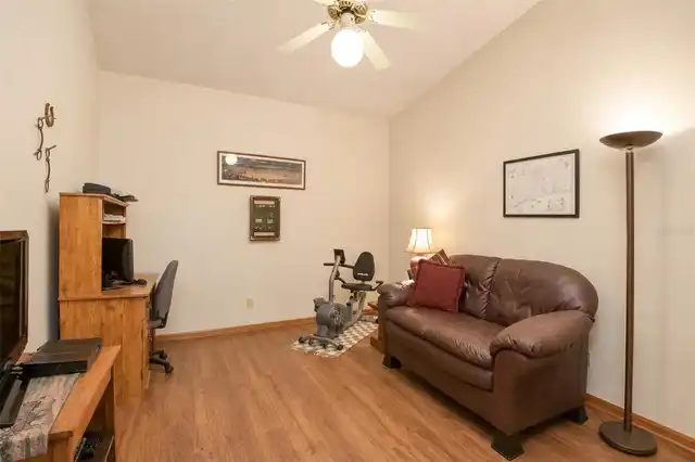 Listing Photo 33