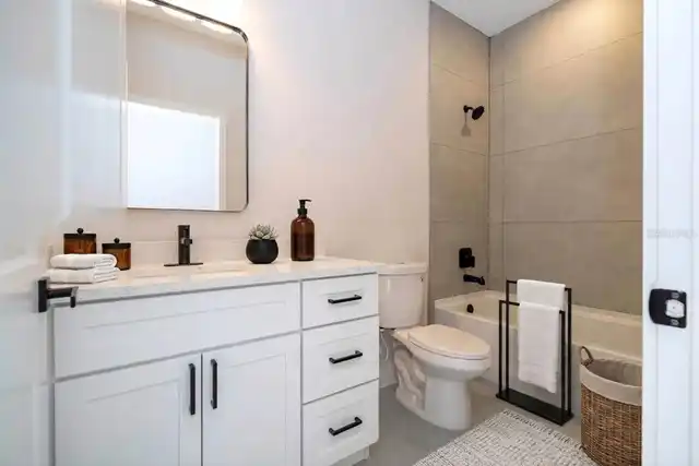 Listing Photo 15