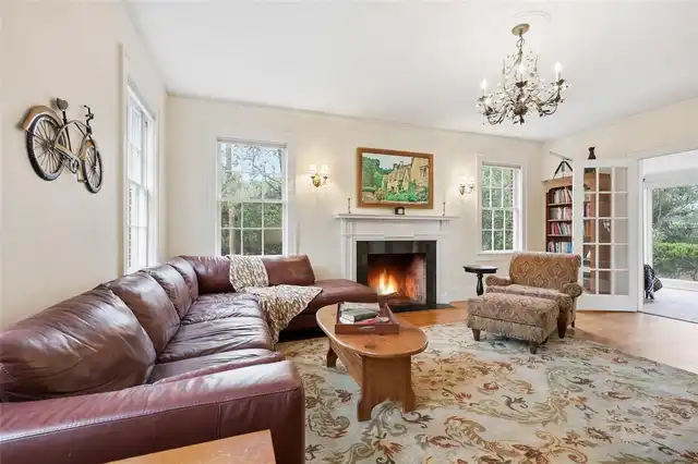 Listing Photo 5