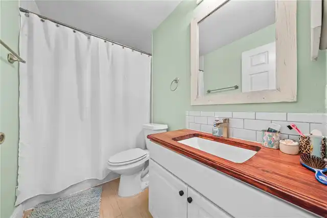 Listing Photo 23