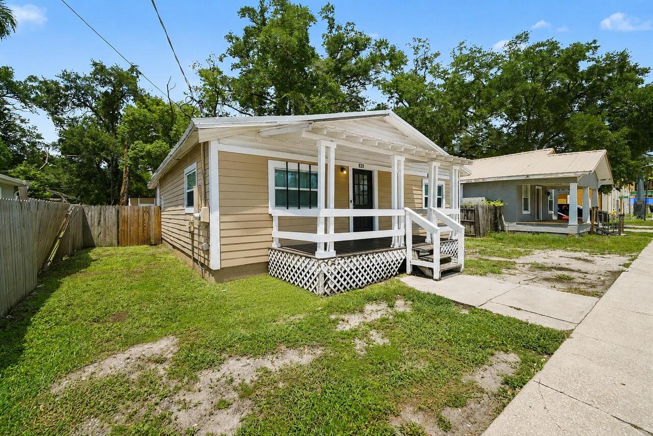 Listing Photo 2
