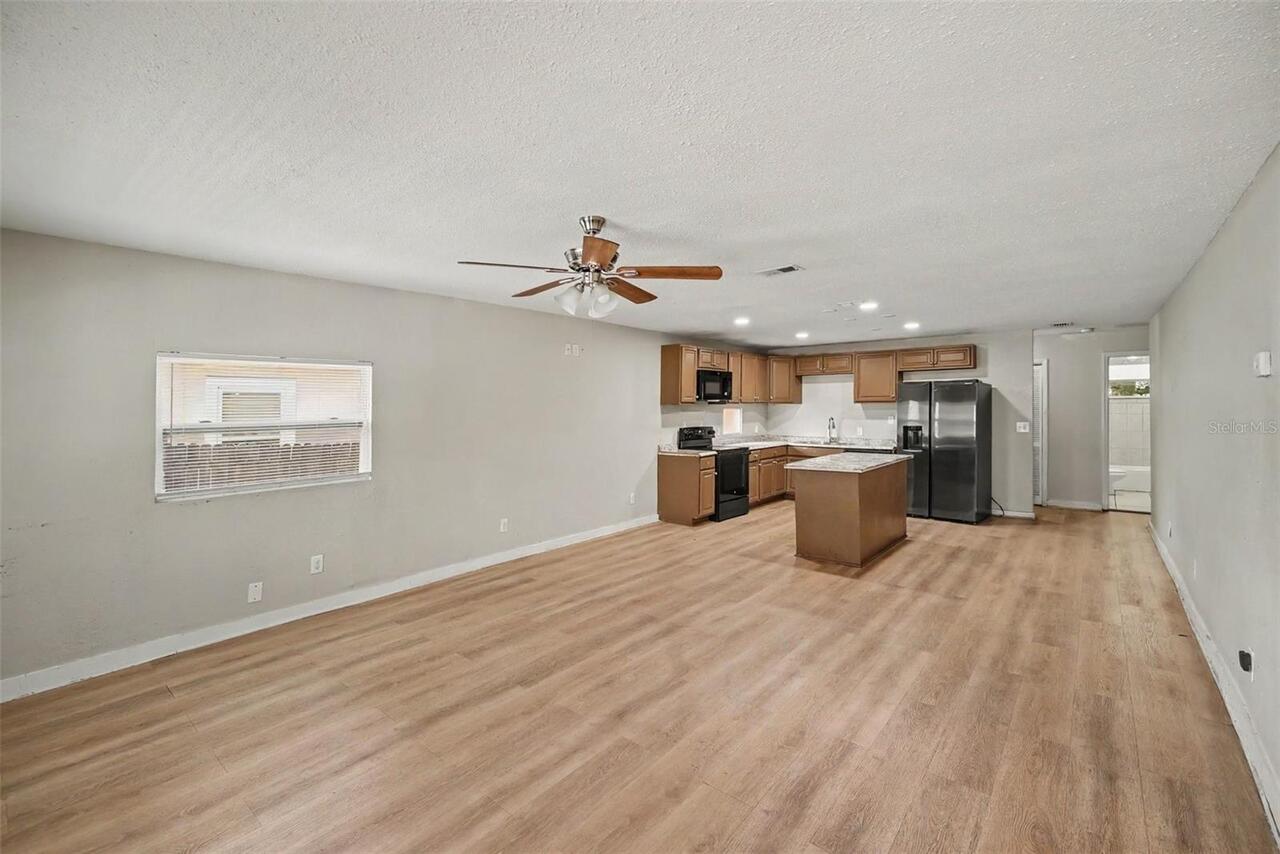 Listing Photo 6