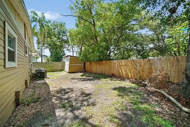 Listing Photo 24