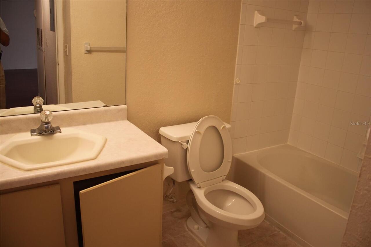 Listing Photo 6